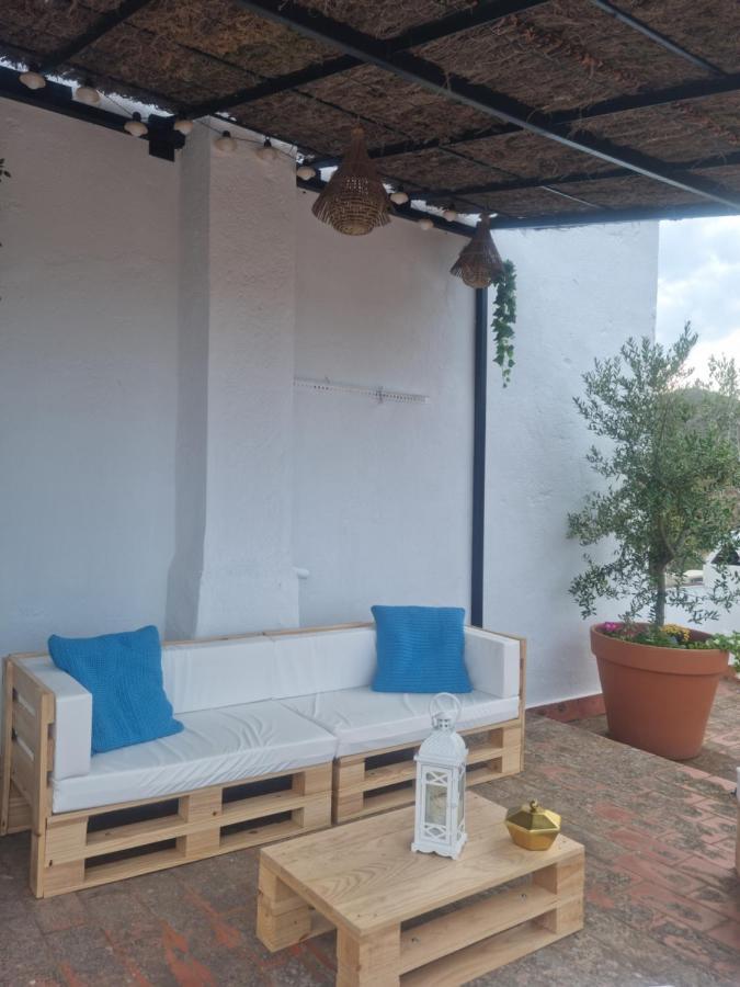 Amb Encant I Estil Mediterrani En Zona Tranquilla De Llanca I Amb Terrassa Dış mekan fotoğraf
